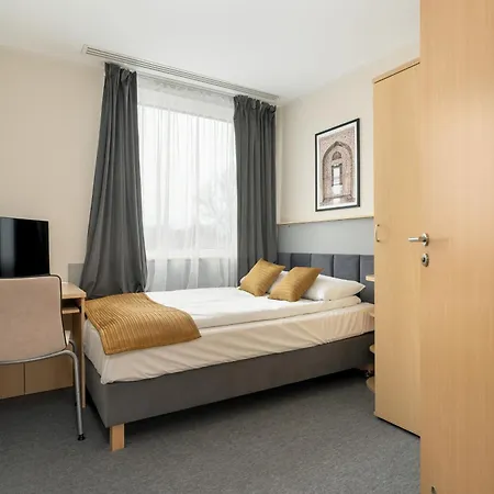 Functional With Ac Lechicka Very Berry By Renters Daire